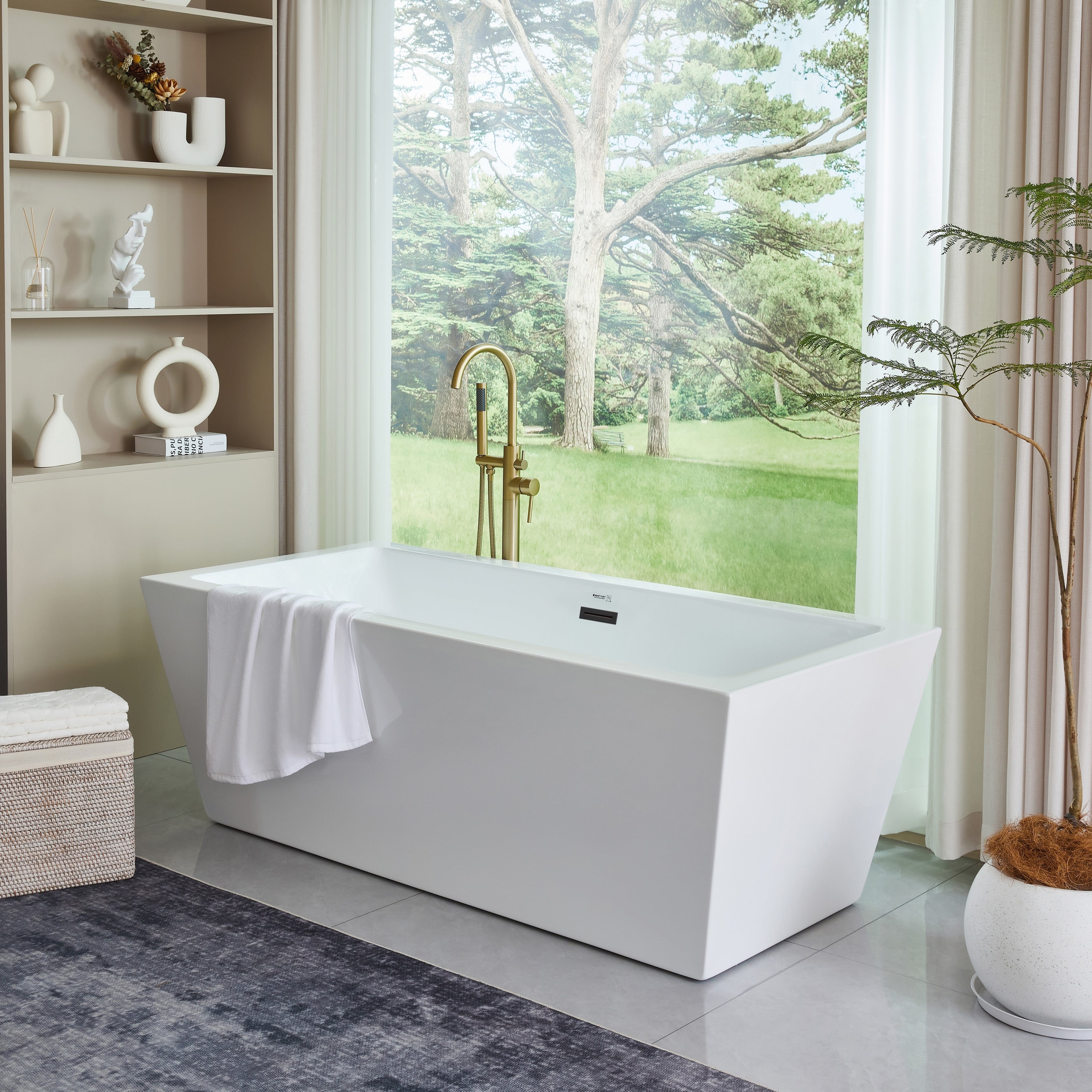 67" Acrylic Freestanding Soaking Bathtub