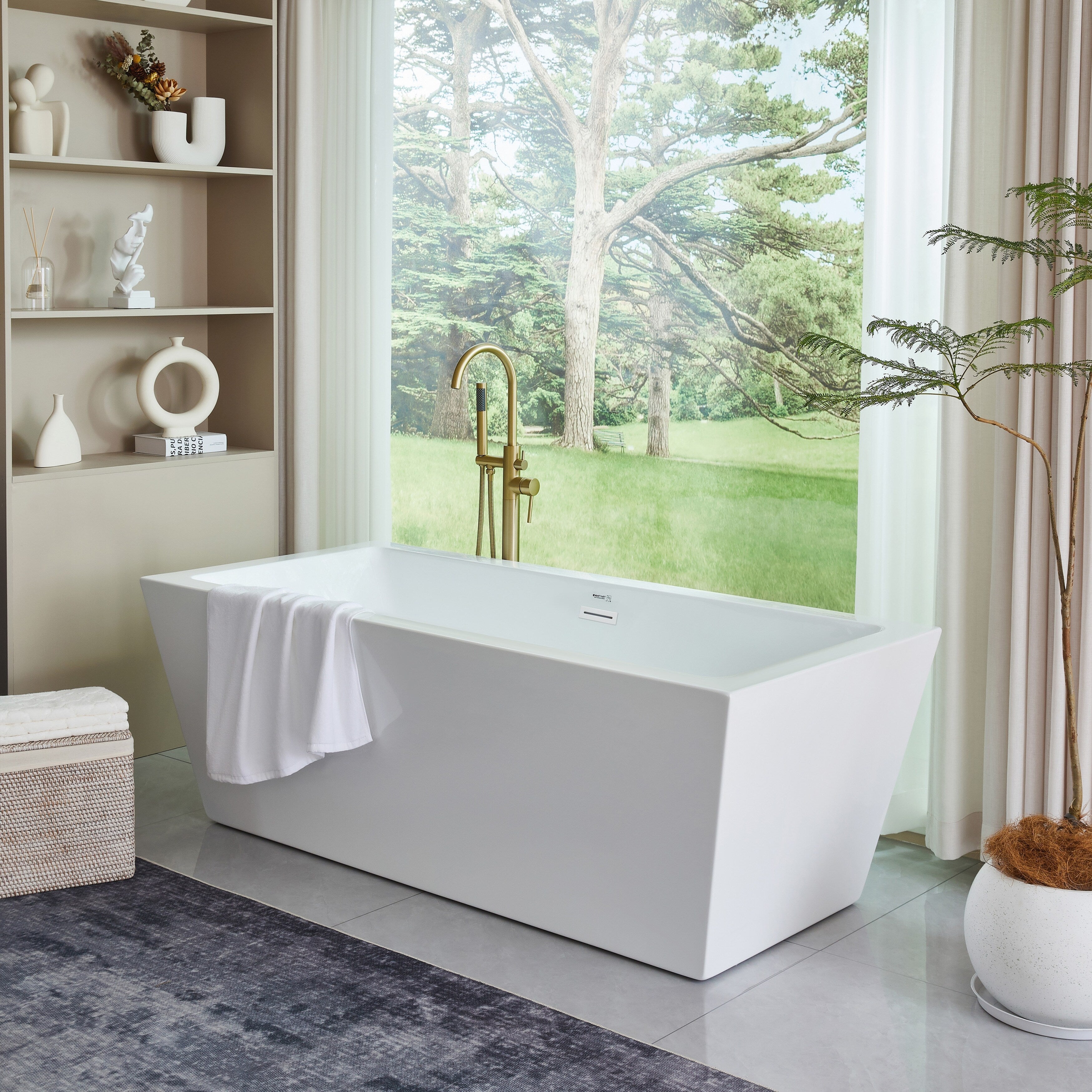67" Acrylic Freestanding Soaking Bathtub