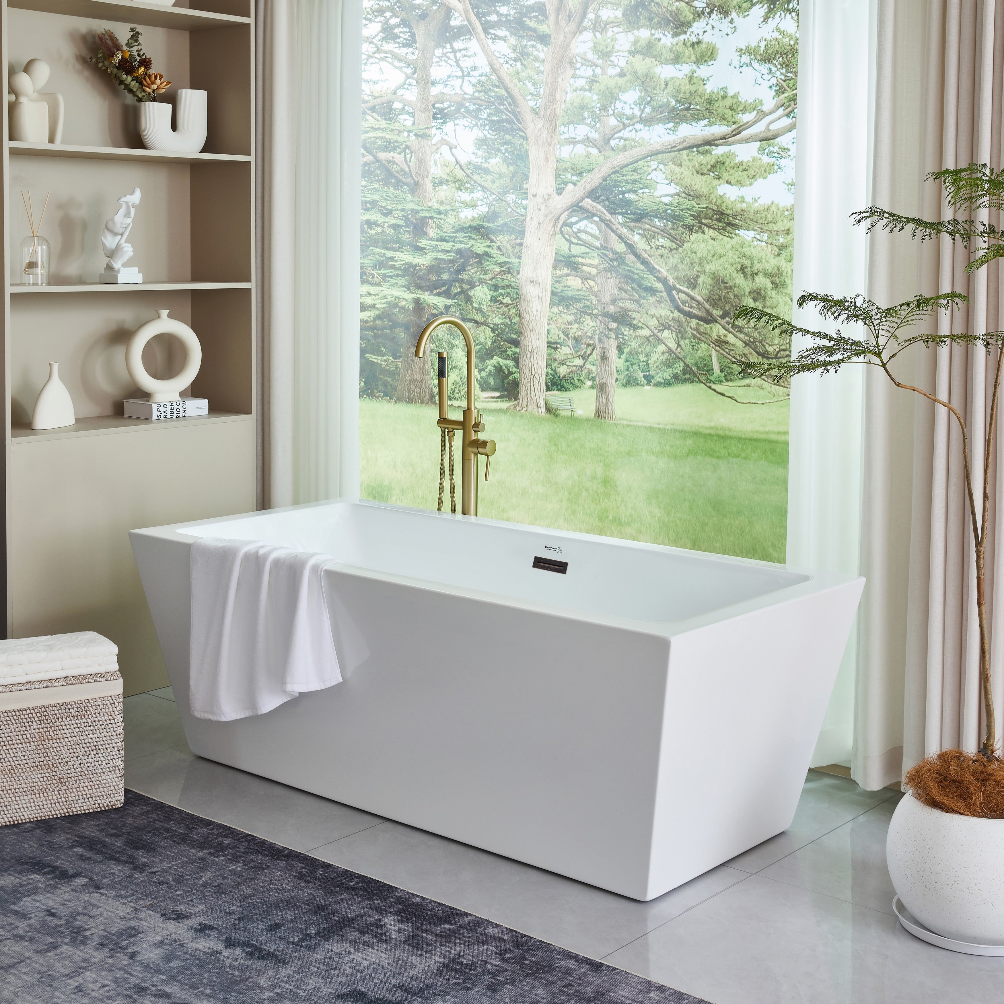 67" Acrylic Freestanding Soaking Bathtub